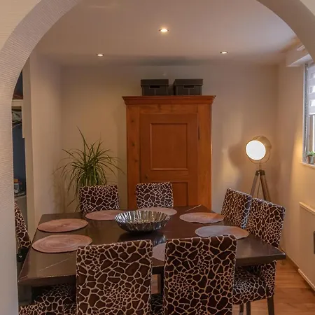 Le De Sabina - Daire *